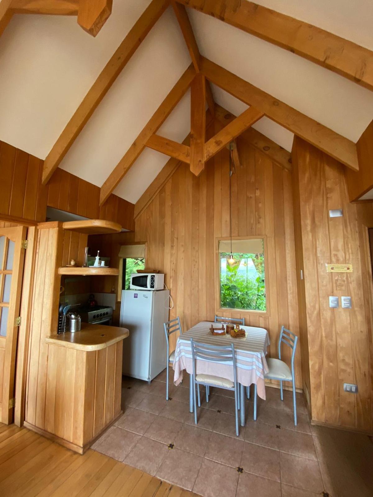 Cabanas Bahia Celeste, Puerto Varas Esterno foto