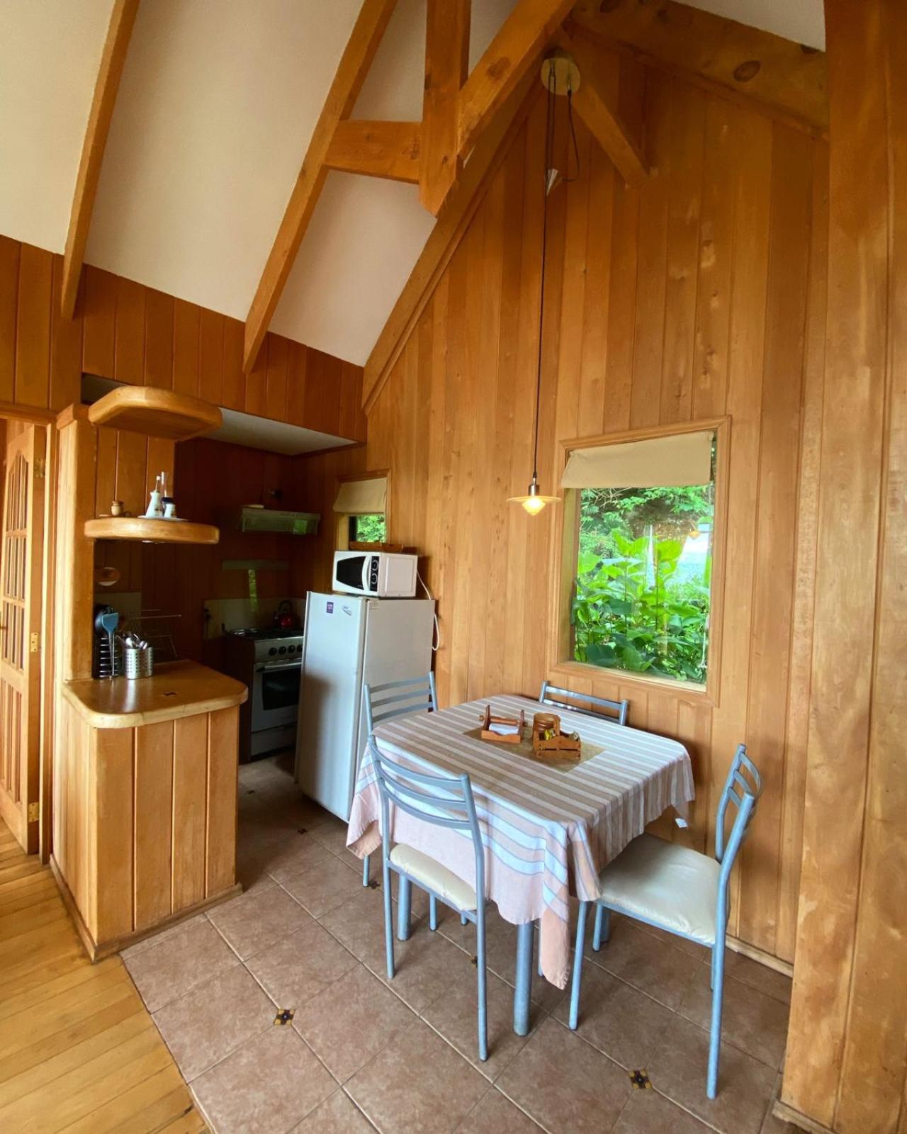 Cabanas Bahia Celeste, Puerto Varas Esterno foto